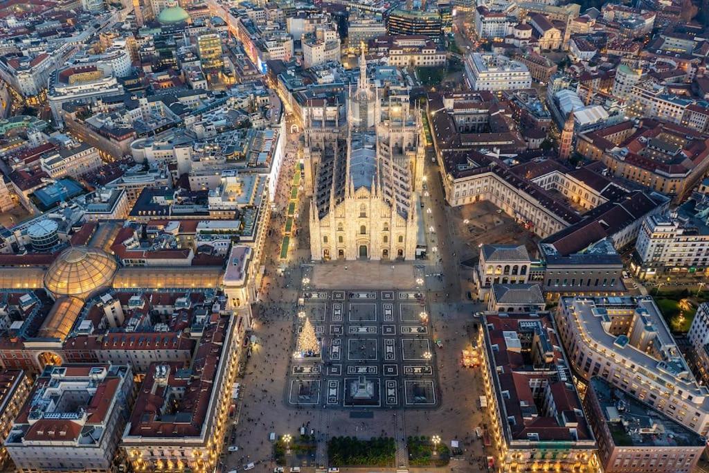 Duomo-PortaromanaXxl Home Terrace & Free Parking Milano Exterior foto
